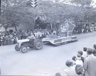 Chestertown's 250th Anniversary parade along High Street
