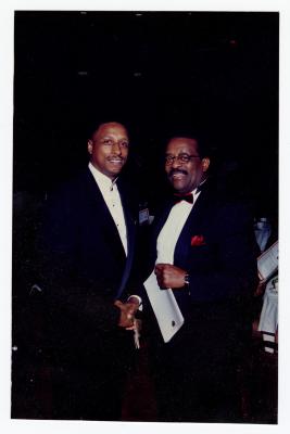 Sam Ringgold Jr. with Johnnie Cochran 